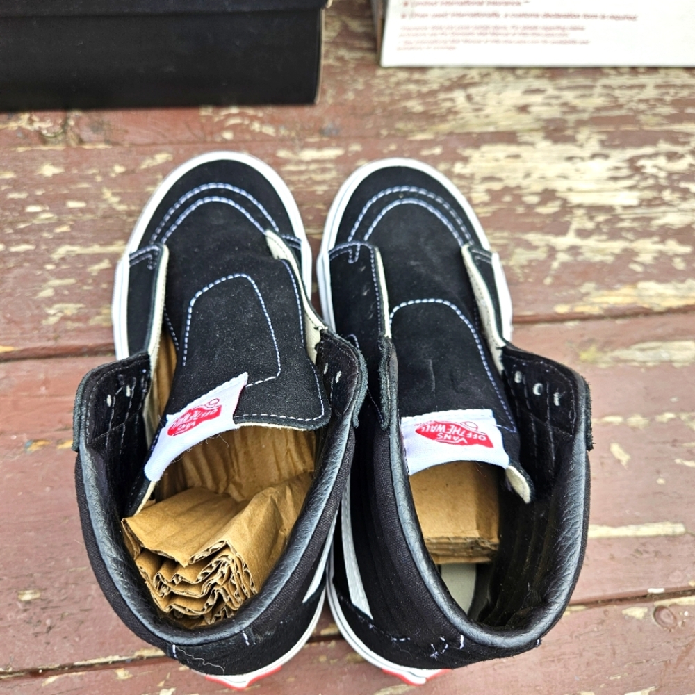 Vans Black High-Top Men's Shoes - Picture 9 of 16